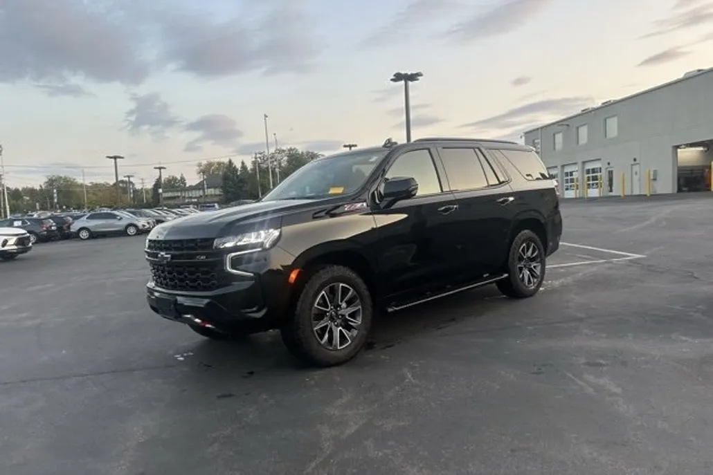 2023 Chevrolet Tahoe Z71 photo 1
