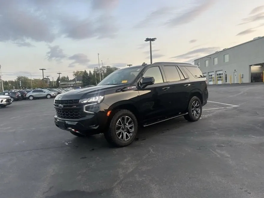 2023 Chevrolet Tahoe Z71 photo 1