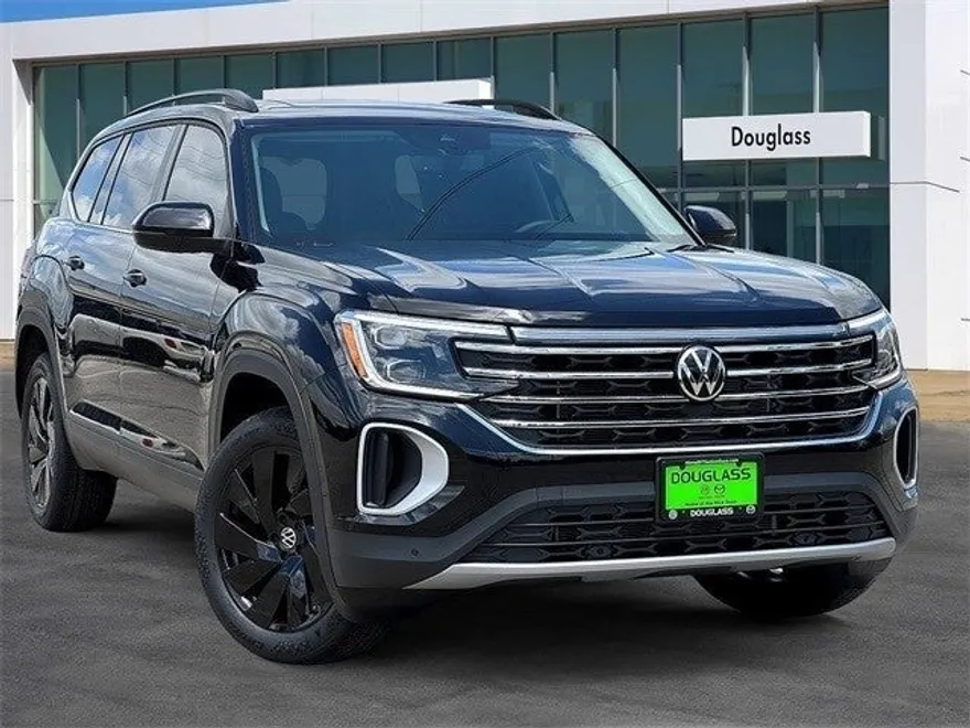 2025 Volkswagen Atlas SE Technology photo 1
