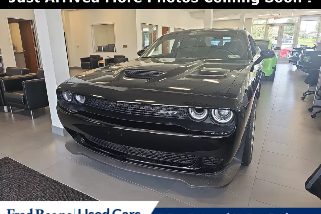 2016 Dodge Challenger SRT8 Hellcat photo 1