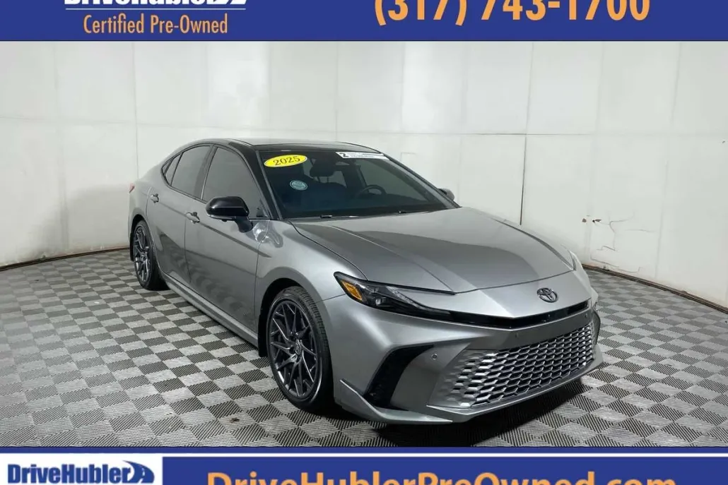 2025 Toyota Camry XSE photo 1