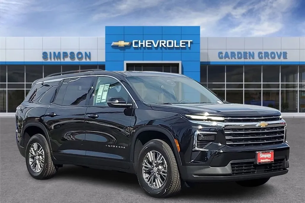 2026 Chevrolet Traverse photo 1