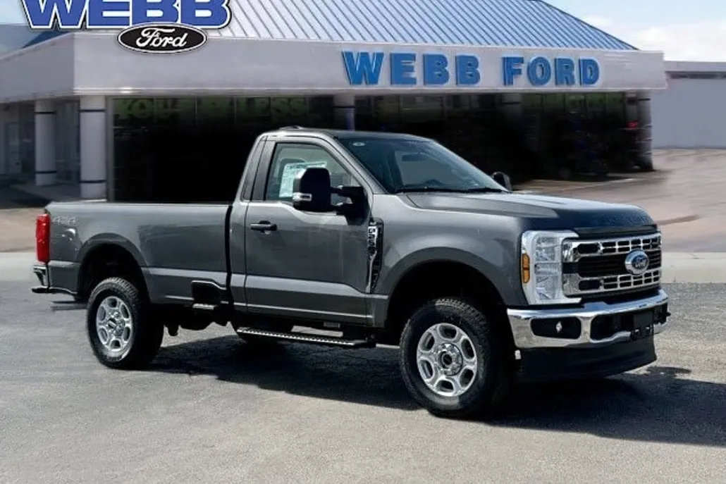 2025 Ford F-250 XLT photo 1