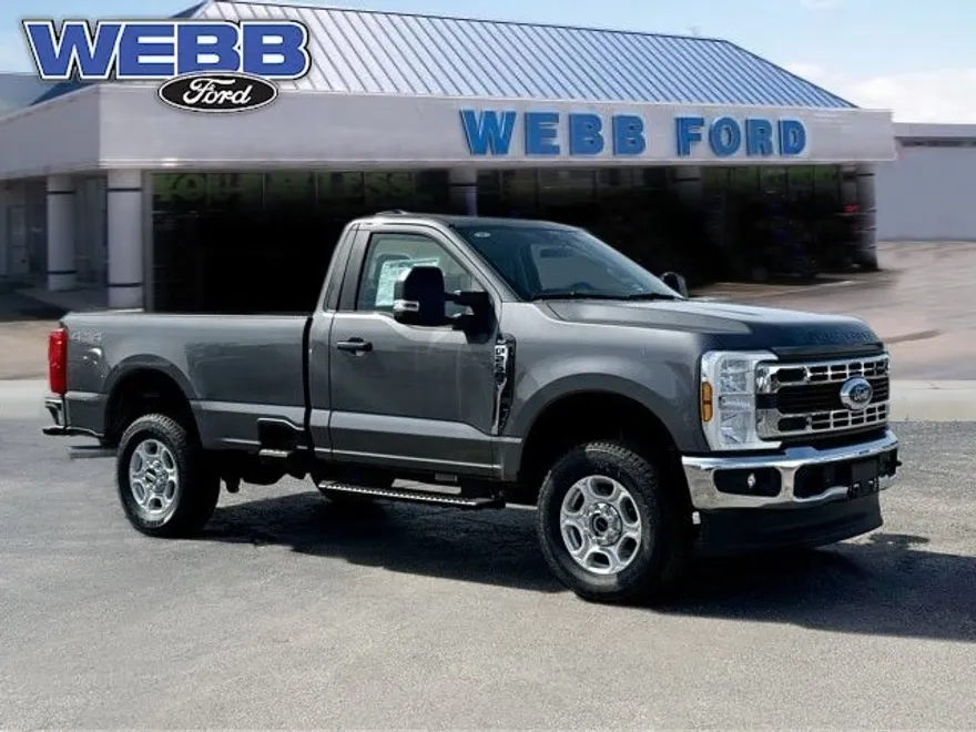 2025 Ford F-250 XLT photo 1