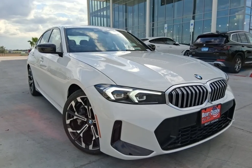 2026 Bmw 330i photo 1