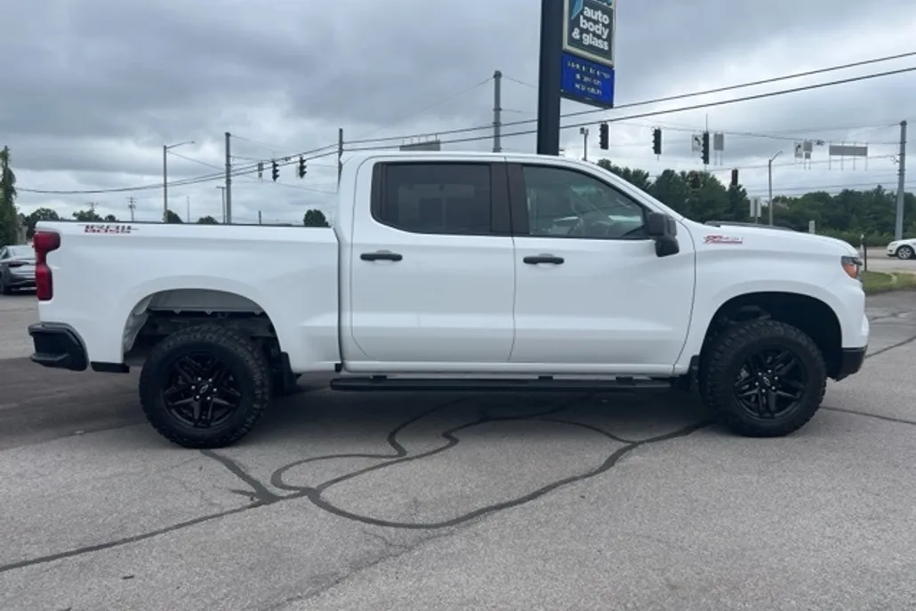 2022 Chevrolet Silverado 1500 Custom Trail Boss photo 1