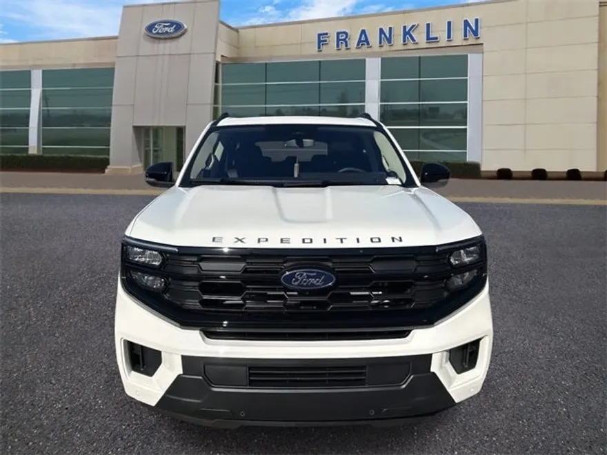 2025 Ford Expedition MAX photo 1