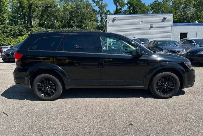 2019 Dodge Journey SE photo 1