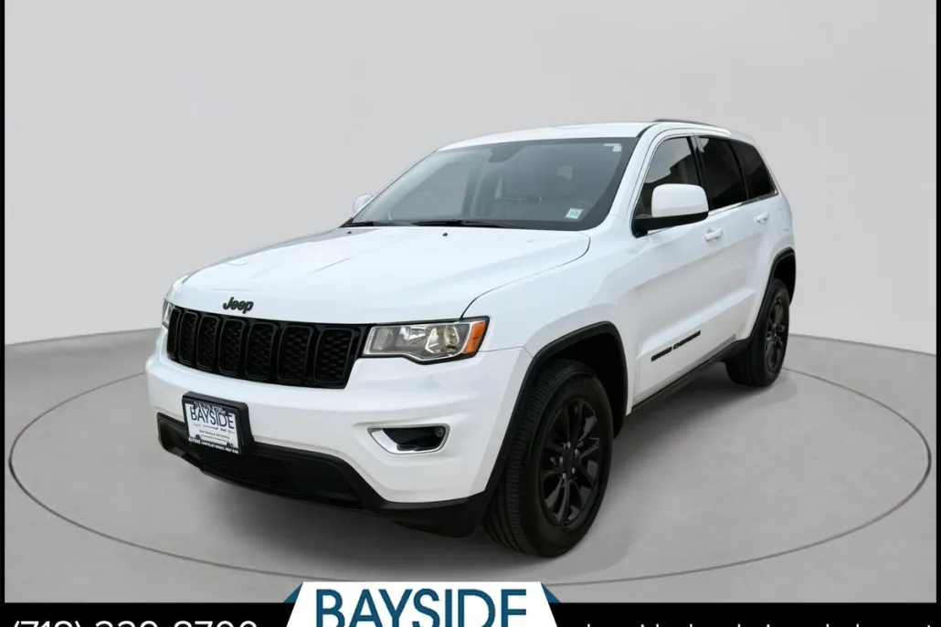 2022 Jeep Cherokee Laredo photo 1