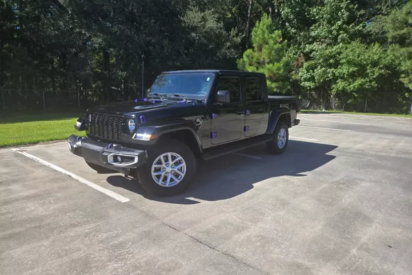 2023 Jeep Gladiator Sport S photo 1