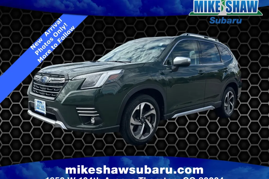 2023 Subaru Forester Touring photo 1