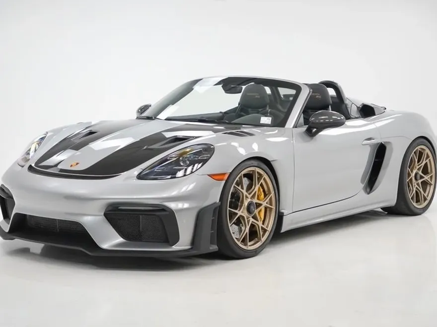2024 Porsche Boxster Spyder photo 1