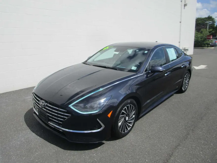 2021 Hyundai Sonata Hybrid Limited photo 1