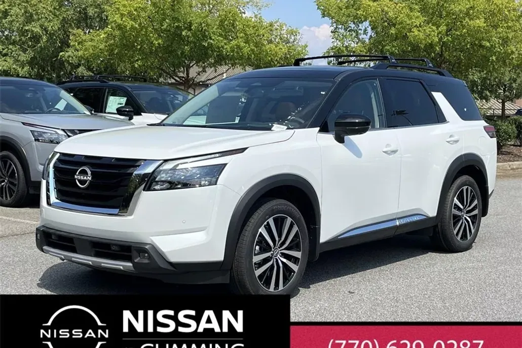 2025 Nissan Pathfinder Platinum photo 1
