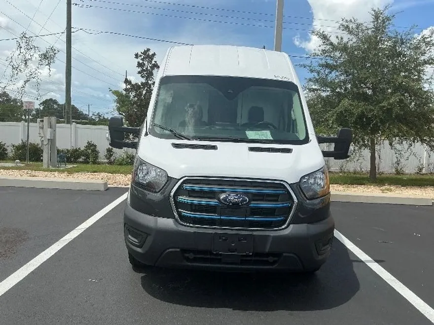 2022 Ford Transit photo 1