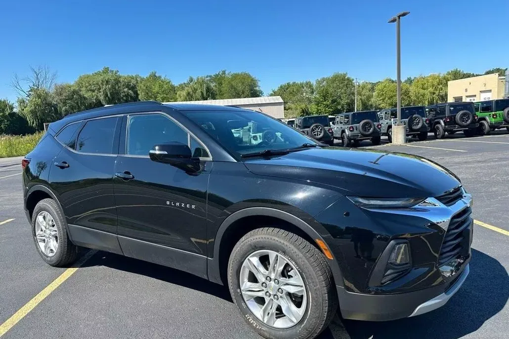 2020 Chevrolet Blazer 2LT photo 1