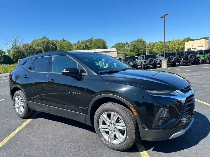 2020 Chevrolet Blazer 2LT photo 1