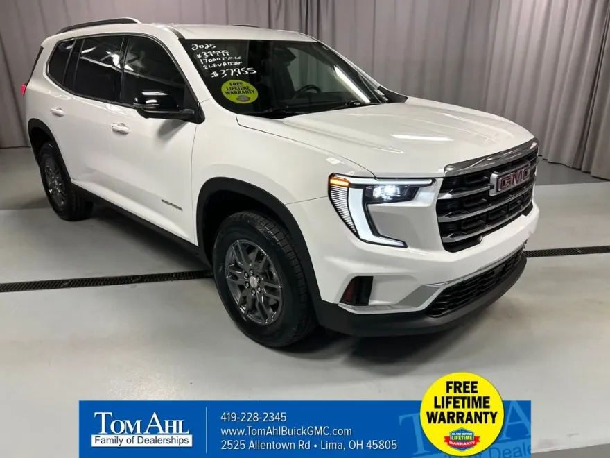 2025 Gmc Acadia Elevation photo 1