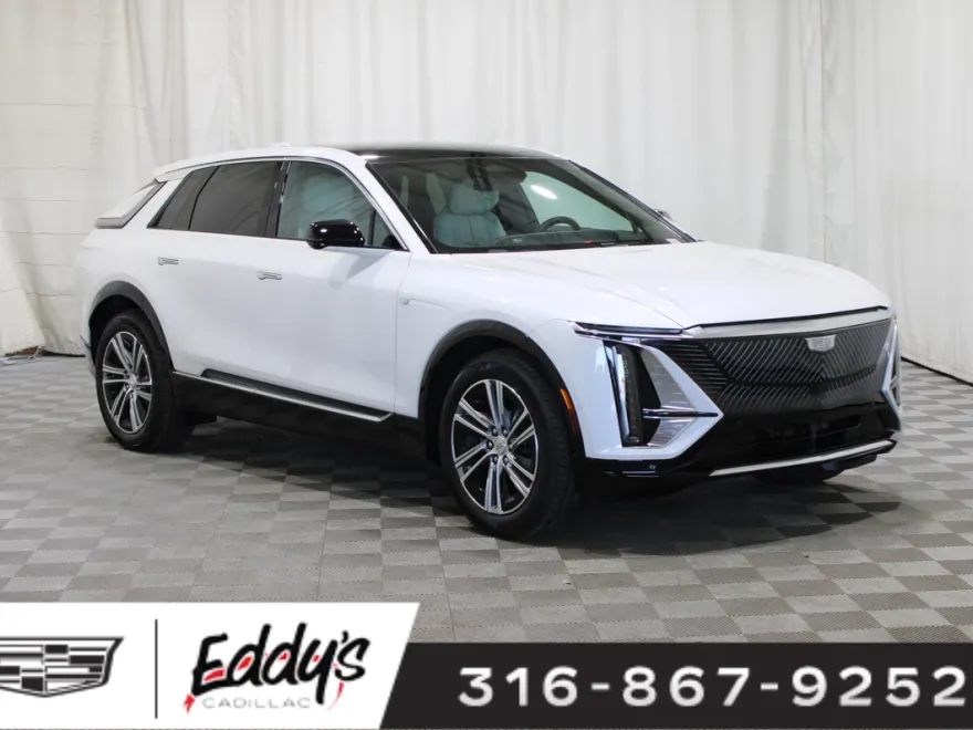 2025 Cadillac Lyriq Luxury photo 1