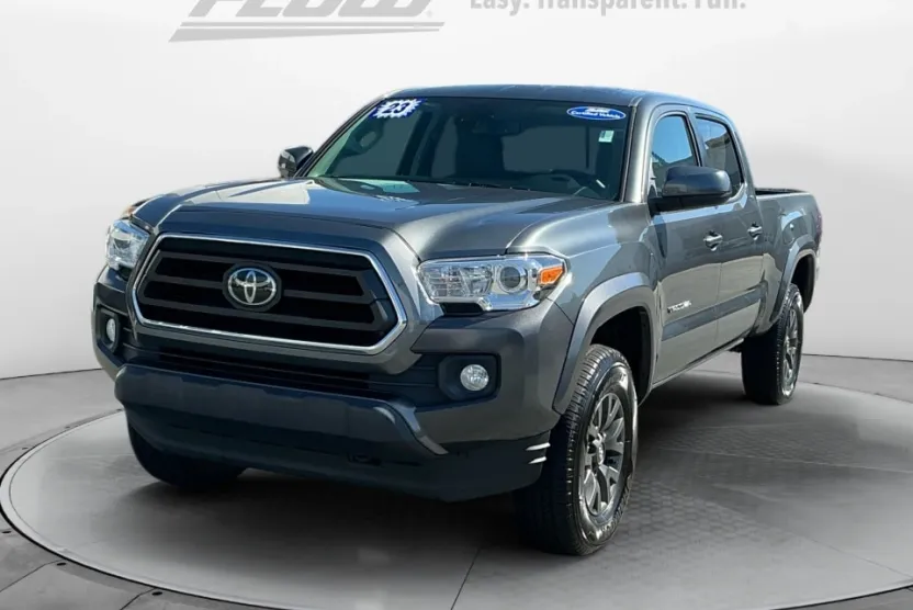 2023 Toyota Tacoma SR5 V6 photo 1