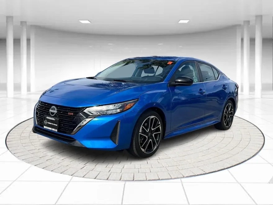 2024 Nissan Sentra SR photo 1