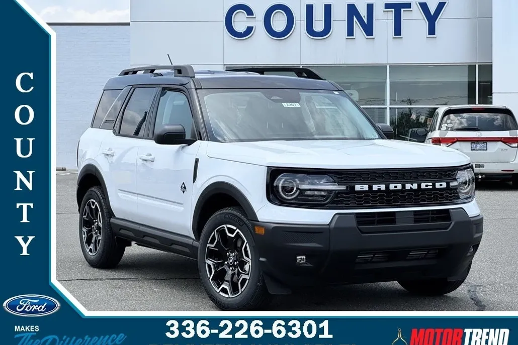 2025 Ford Bronco Sport Outer Banks photo 1