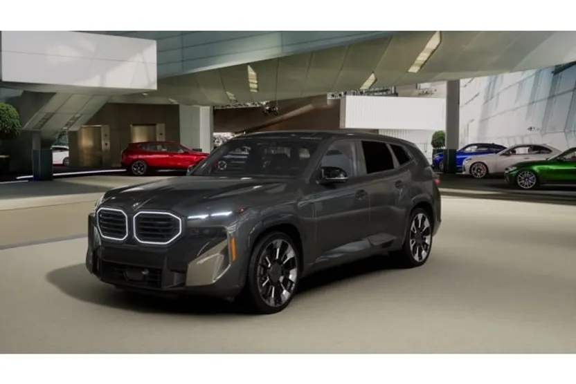 2025 Bmw XM photo 1