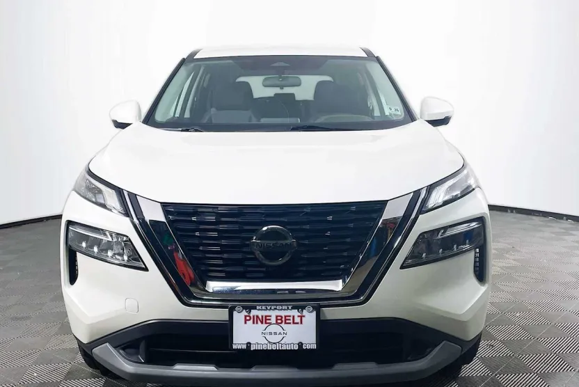 2021 Nissan Rogue SV photo 1