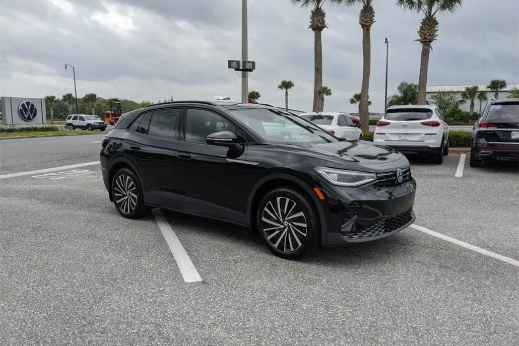 2024 Volkswagen ID.4 S photo 1