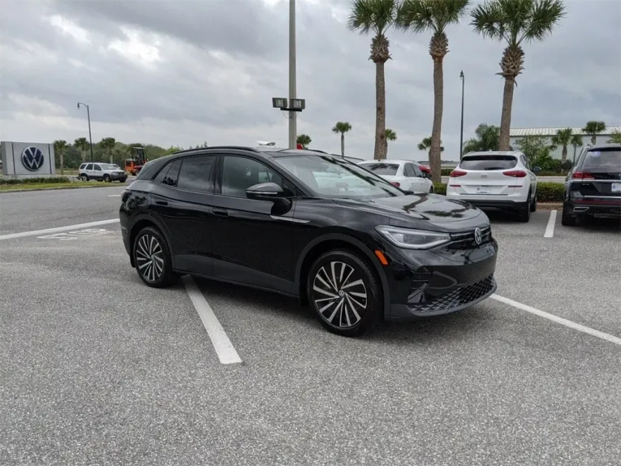 2024 Volkswagen ID.4 S photo 1