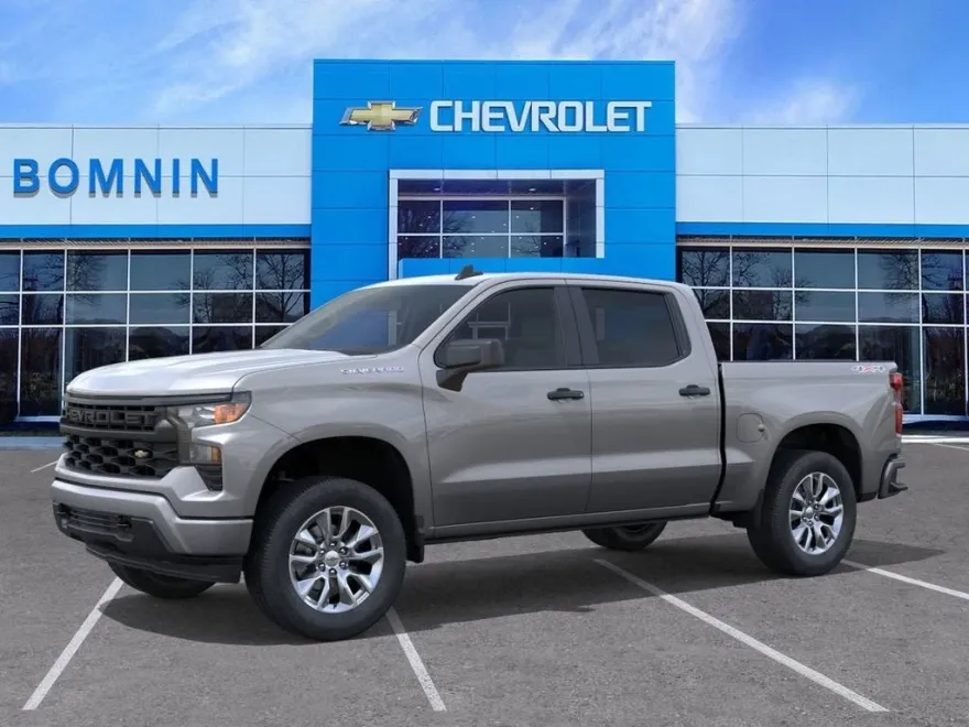 2025 Chevrolet Silverado 1500 Custom photo 1