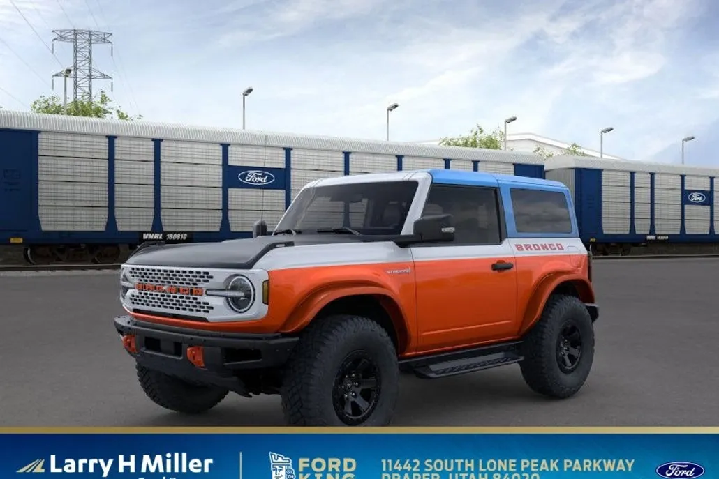 2025 Ford Bronco First Edition photo 1