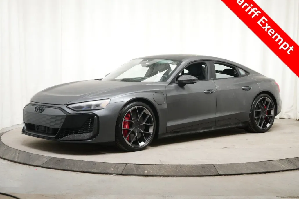 2025 Audi RS e-tron GT photo 1