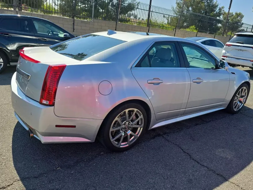2013 Cadillac CTS V photo 1