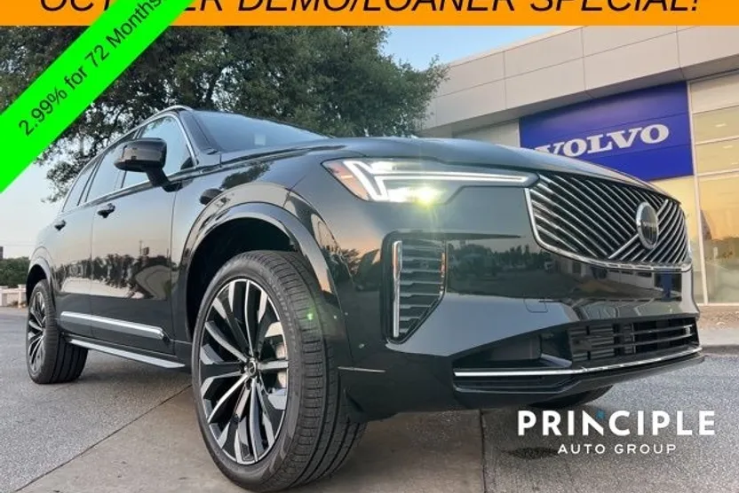 2025 Volvo XC90 Core T8 AWD photo 1