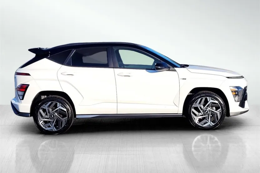 2024 Hyundai Kona N Line photo 1