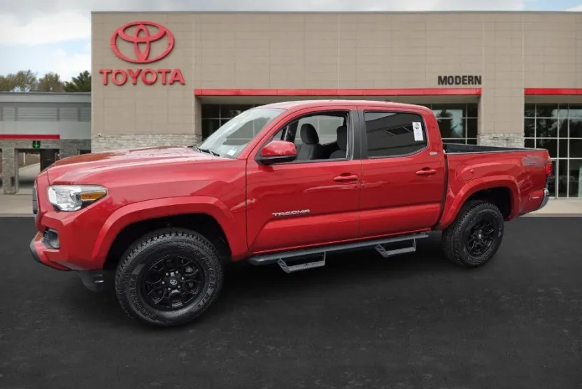2021 Toyota Tacoma SR5 V6 photo 1