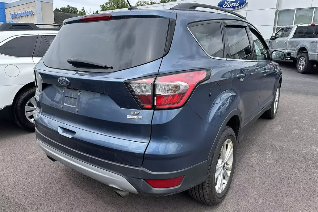 2018 Ford Escape SE photo 1