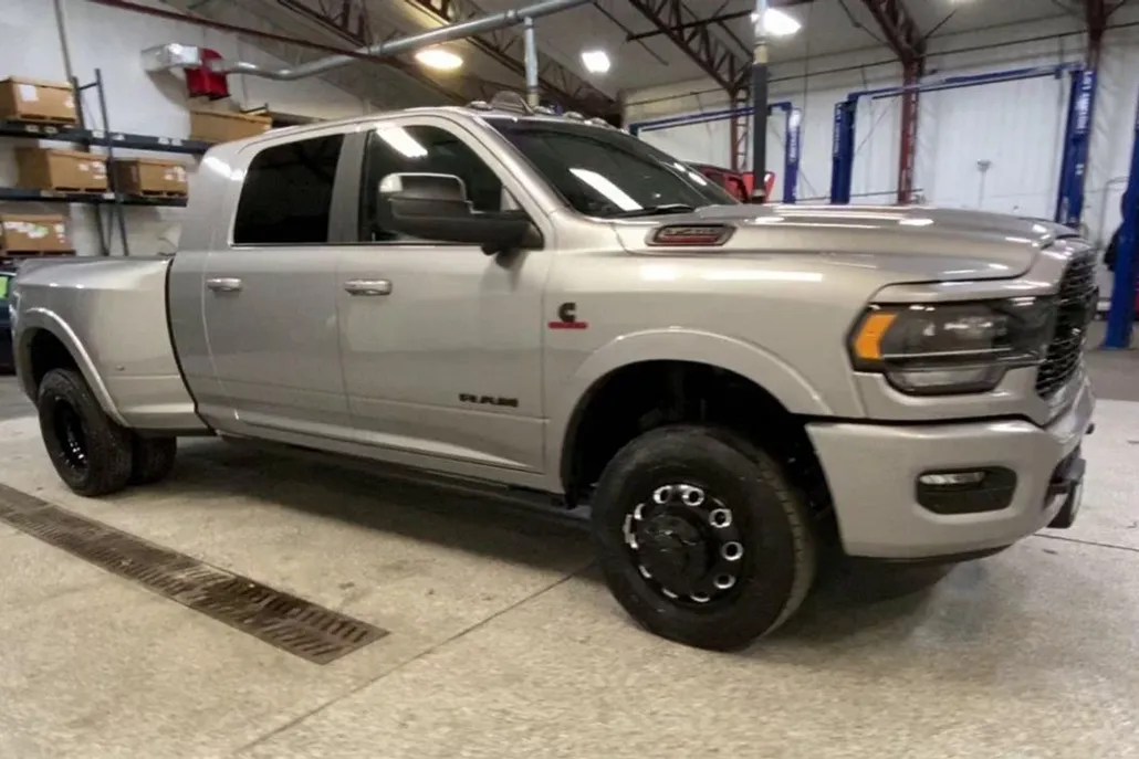 2022 Ram 3500 Limited photo 1