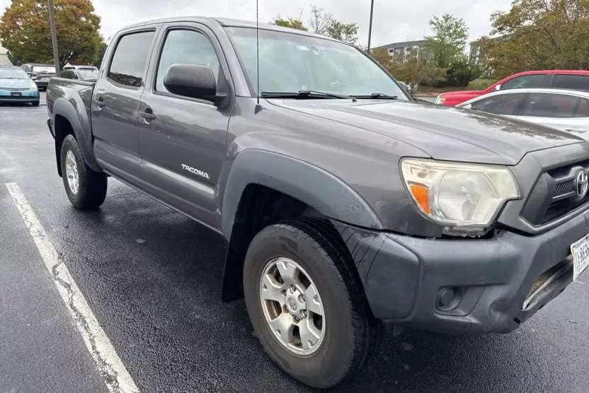 2014 Toyota Tacoma PreRunner photo 1