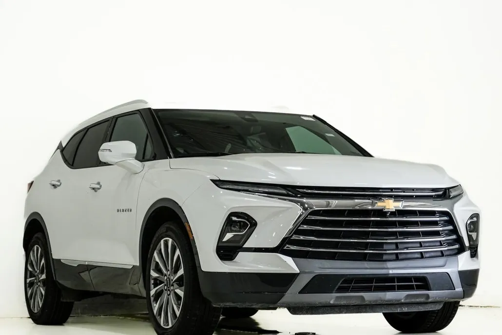 2023 Chevrolet Blazer Premier photo 1