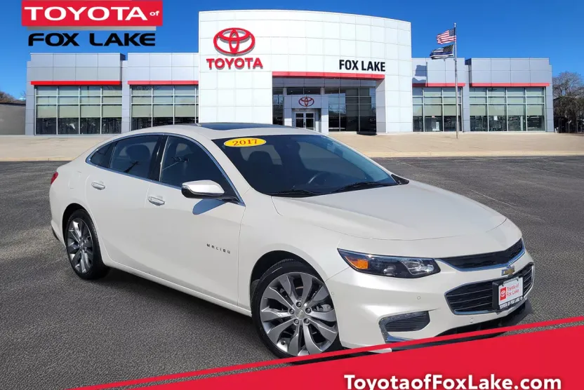 2017 Chevrolet Malibu LTZ photo 1