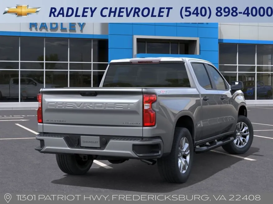 2025 Chevrolet Silverado 1500 Custom photo 1