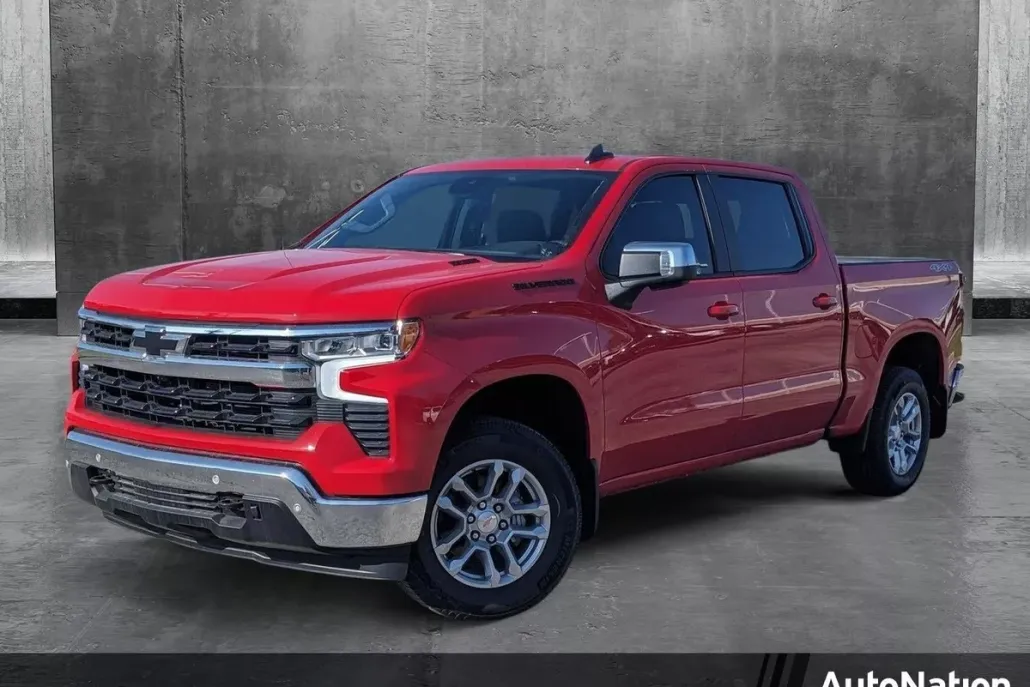 2025 Chevrolet Silverado 1500 LT photo 1