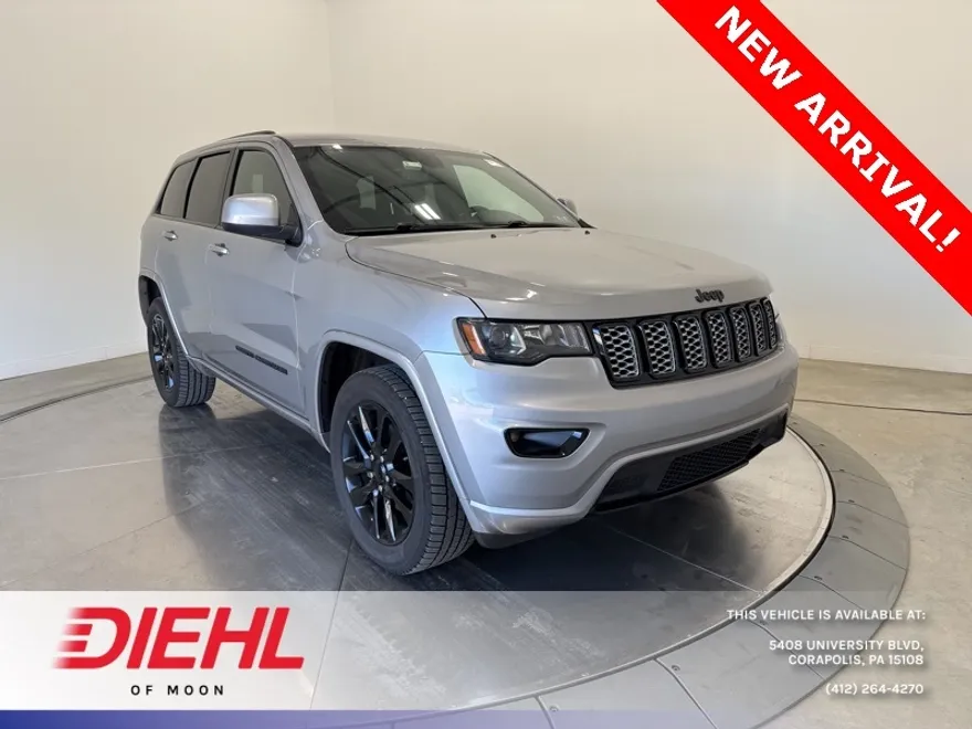 2018 Jeep Grand Cherokee Altitude photo 1