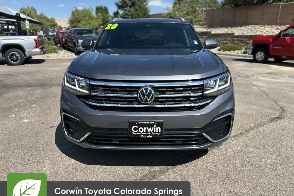 2020 Volkswagen Atlas Cross Sport V6 SEL R-Line photo 1