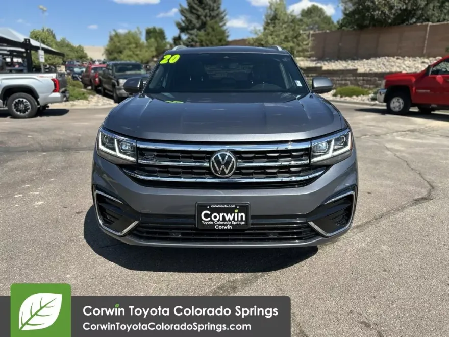 2020 Volkswagen Atlas Cross Sport V6 SEL R-Line photo 1