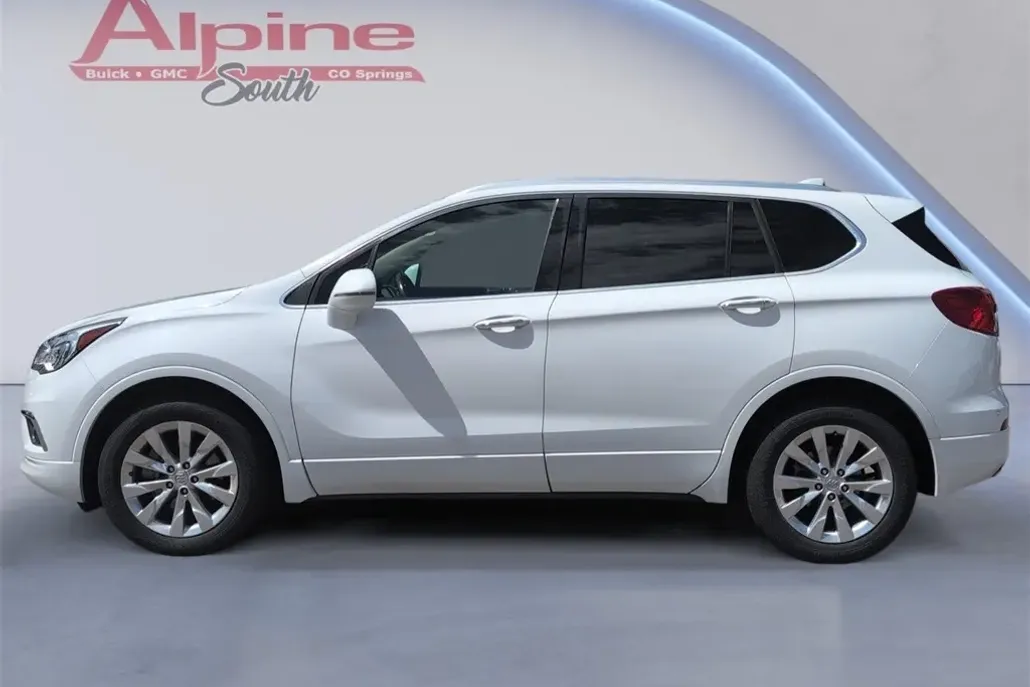 2017 Buick Envision Essence photo 1