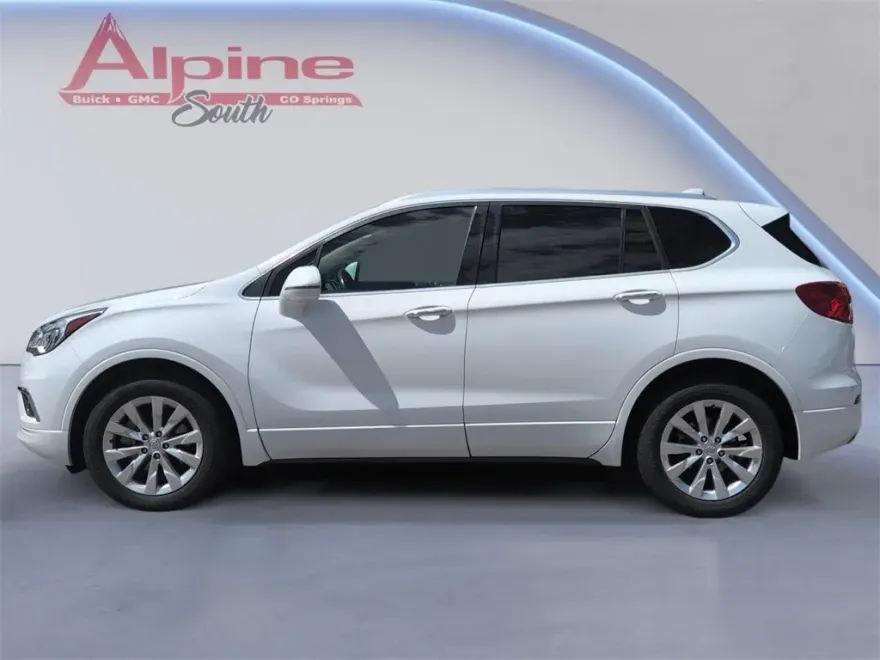 2017 Buick Envision Essence photo 1