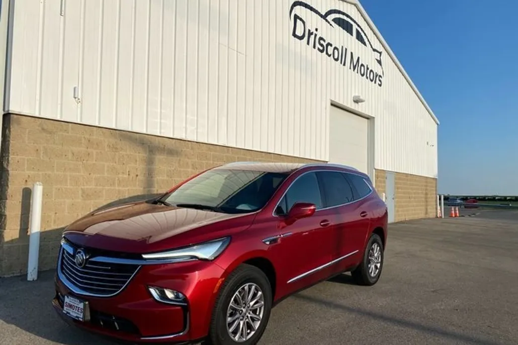 2024 Buick Enclave Premium photo 1
